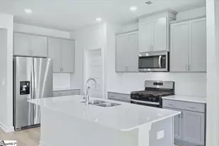 729 Parry Ct, Woodruff, SC 29388 - Photo 9