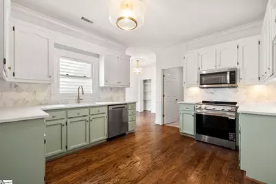 302 Greenview Circle, Greenville, SC 29609 - Photo 5
