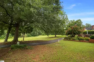 302 Greenview Cir, Greenville, SC 29609 - Photo 33