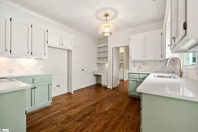 302 Greenview Circle, Greenville, SC 29609 - Photo 7