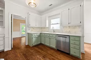 302 Greenview Cir, Greenville, SC 29609 - Photo 7