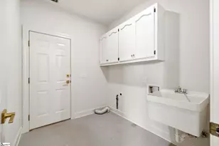 302 Greenview Cir, Greenville, SC 29609 - Photo 29