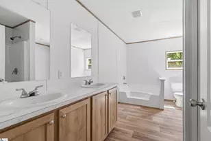 212 Gibson Rd, Spartanburg, SC 29302 - Photo 17