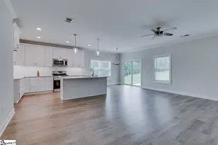 202 Meadow Ln, Easley, SC 29642 - Photo 15