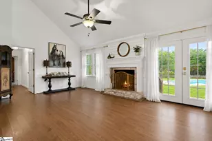 114 Woodhill Ln, Simpsonville, SC 29681 - Photo 9