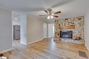 106 Roebuck Dr, Simpsonville, SC 29681 - Photo 5