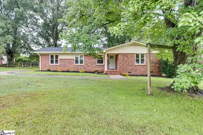 106 Roebuck Drive, Simpsonville, SC 29681 - Photo 3