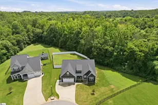 400 Terra Plains Dr, Greer, SC 29651 - Photo 3