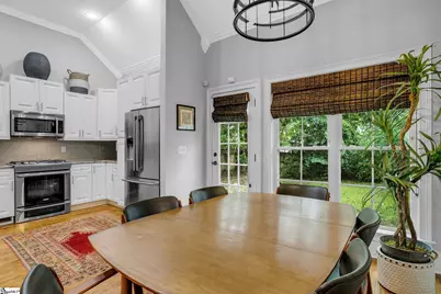 207 E Faris Road, Greenville, SC 29605 - Photo 13