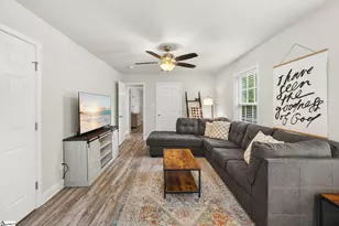 109 Boyce Cir, Belton, SC 29627 - Photo 5