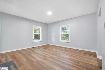 1221 1st Avenue, Greenville, SC 29609 - Photo 5