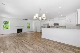 119 Howell Cir, Greenville, SC 29615 - Photo 9