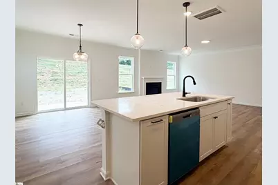 606 Bluestem Circle, Fountain Inn, SC 29644 - Photo 5