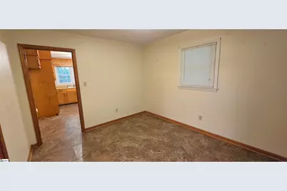 180 Edgewood Drive, Spartanburg, SC 29307 - Photo 11