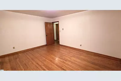 180 Edgewood Drive, Spartanburg, SC 29307 - Photo 5