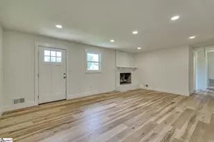 222 Northgate Cir, Boiling Springs, SC 29316 - Photo 9