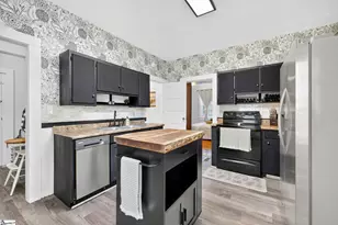 105 Mellon St, Slater, SC 29683 - Photo 7