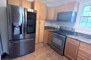16 Rutledge Ave, Greenville, SC 29617 - Photo 11