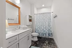 128 W Mountainview Ave, Greenville, SC 29609 - Photo 37