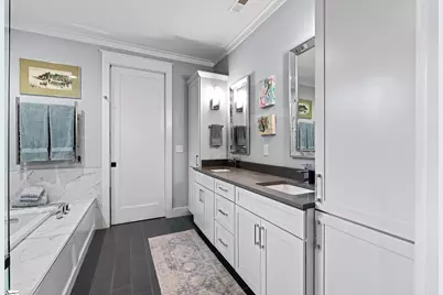 128 W Mountainview Avenue, Greenville, SC 29609 - Photo 31