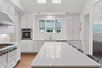 128 W Mountainview Avenue, Greenville, SC 29609 - Photo 13