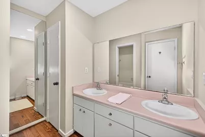 434 Henderson Road, Greenville, SC 29607 - Photo 15