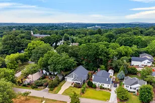 7 Tyler St, Greenville, SC 29605 - Photo 37
