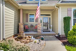 120 Hubbard Ln, Greer, SC 29651 - Photo 5