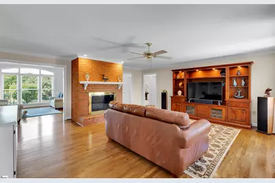 231 Woods Road, Greer, SC 29650 - Photo 5