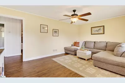 428 S Main Street, Simpsonville, SC 29681 - Photo 9