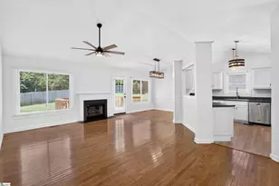 6 Mountain Trace Ct, Greenville, SC 29609 - Photo 3