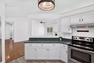 6 Mountain Trace Ct, Greenville, SC 29609 - Photo 5