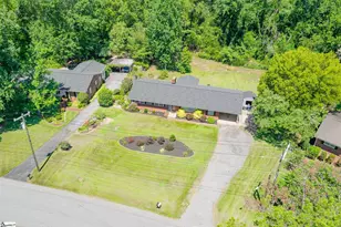 220 Holly Dr, Spartanburg, SC 29301 - Photo 3