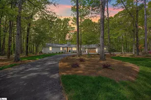 128 Edgecombe Rd, Spartanburg, SC 29307 - Photo 1