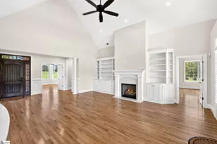 10445 New Cut Rd, Campobello, SC 29322 - Photo 11