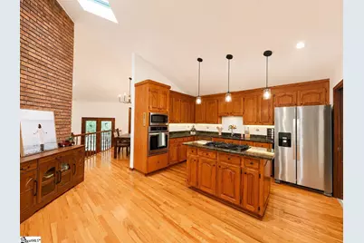 707 N Almond Drive, Simpsonville, SC 29681 - Photo 3