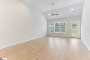 221 Woodhouse Wy, Greenville, SC 29605 - Photo 9