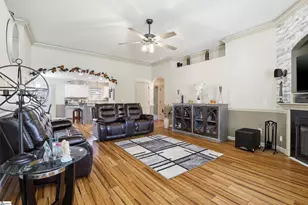 870 Vandenburg Dr, Boiling Springs, SC 29316 - Photo 5