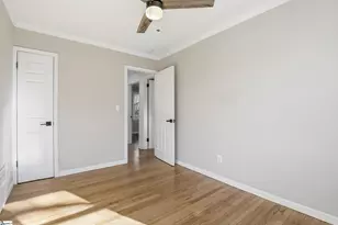 601 S D St, Easley, SC 29640 - Photo 21
