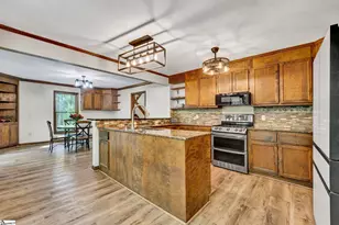 105 Summer Creek Ct, Greer, SC 29650 - Photo 5