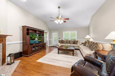 204 Torrey Court, Simpsonville, SC 29680 - Photo 7