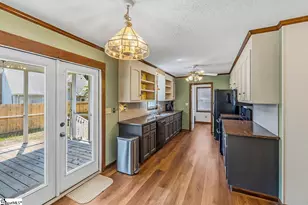 7 Ashley Ln, Taylors, SC 29687 - Photo 15