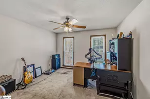 7 Ashley Ln, Taylors, SC 29687 - Photo 19