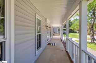 7 Ashley Ln, Taylors, SC 29687 - Photo 3