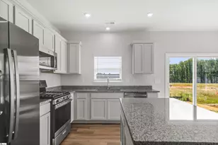 189 Randwick Ln, Greer, SC 29651 - Photo 5