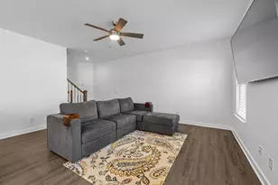 509 Martin Crk Dr, Simpsonville, SC 29680 - Photo 5
