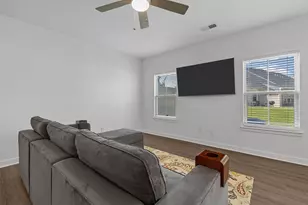 509 Martin Crk Dr, Simpsonville, SC 29680 - Photo 7