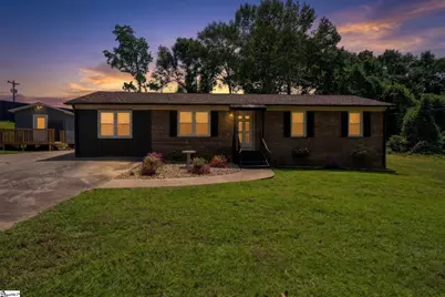 150 Spring Street, Wellford, SC 29385 - Photo 1