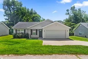 208 McConnell Rd, Taylors, SC 29687 - Photo 1