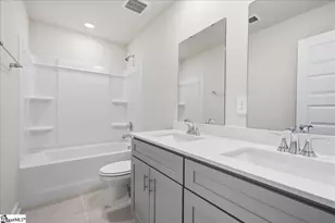 910 Rising Oak Ct, Spartanburg, SC 29301 - Photo 23